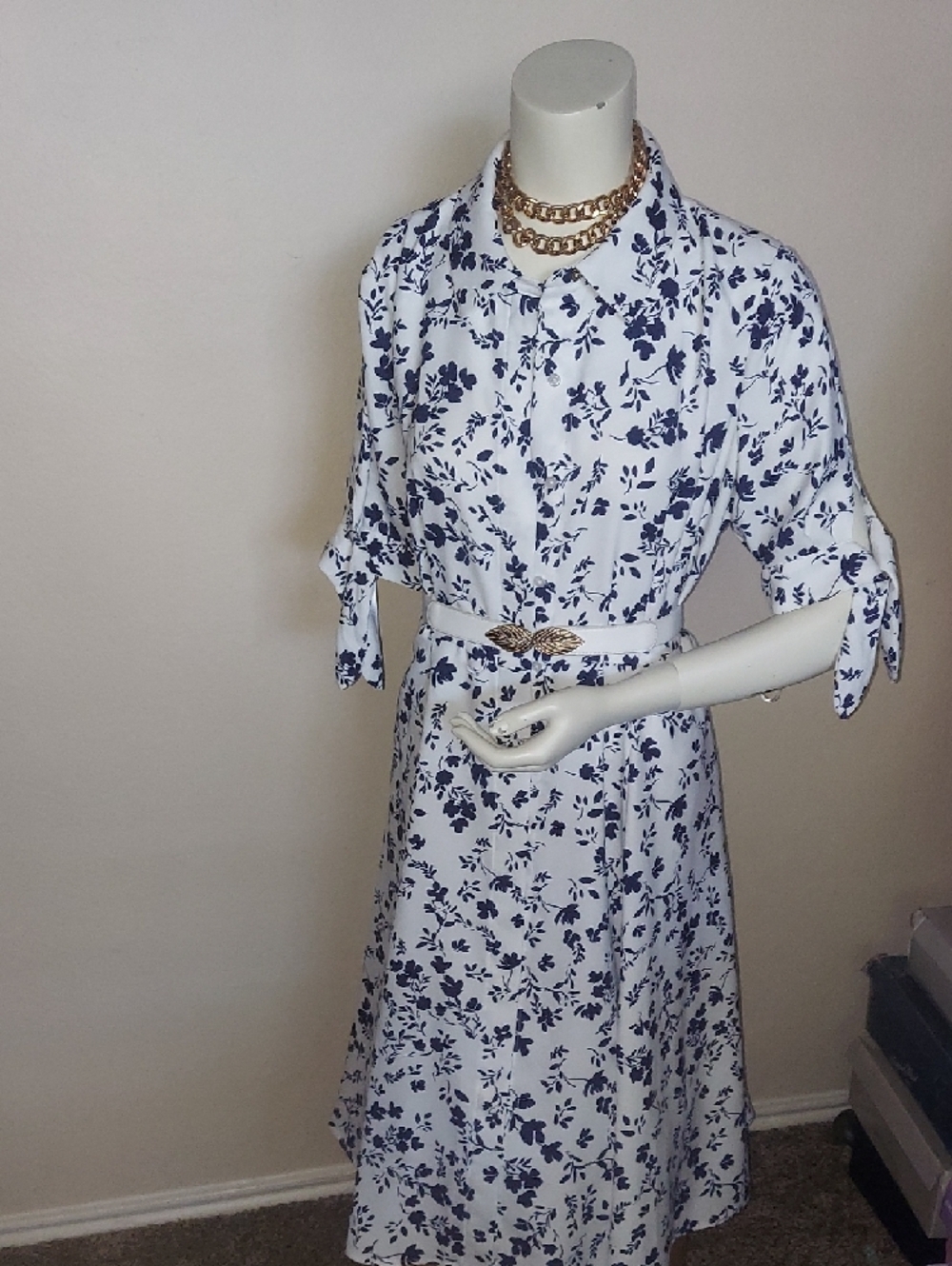 Calvin Klein White Top with Navy Floral Print - Picture 8 of 15